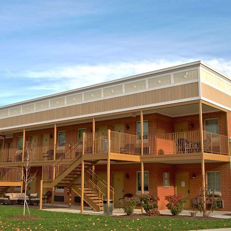 Put-In-Bay Victory Station Hotell Eksteriør bilde