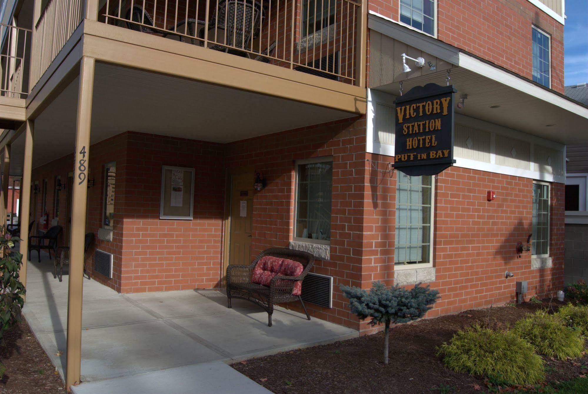 Put-In-Bay Victory Station Hotell Eksteriør bilde