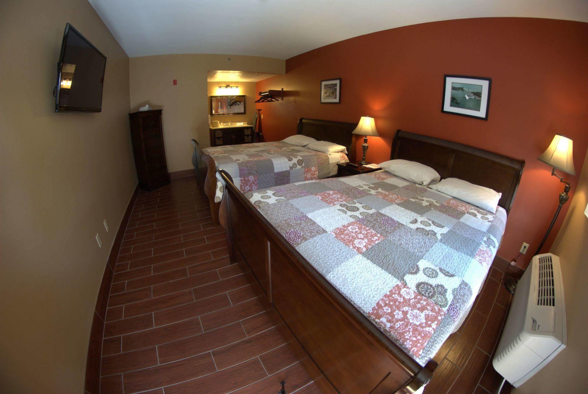 Put-In-Bay Victory Station Hotell Eksteriør bilde